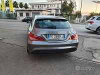 Usata Mercedes CLA180 Business 108 CV (79 kW) 2017 Grigio Berlina