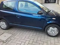 Usata Toyota Yaris 65 CV (47 kW) 2005 Blu Utilitaria