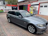 Usata BMW 320 184 CV (135 kW) 2011 Grigio Station wagon