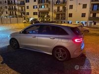 Usata Mercedes B200 163 CV (119 kW) 2019 Grigio Utilitaria