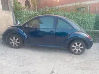 Usata VW New Beetle 90 CV (66 kW) 2003 Bluazzurro Utilitaria