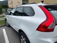 Usata Volvo XC60 163 CV (119 kW) 2009 Bianco SUV