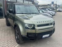 Usata Land Rover Defender SE Dynamic 250 CV (183 kW) 2024 Verde SUV