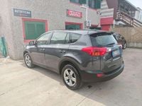 Usata Toyota RAV4 124 CV (91 kW) 2015 SUV