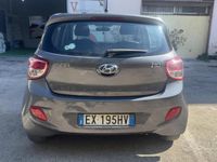 Usata Hyundai i10 69 CV (50 kW) 2015 Grigio Utilitaria