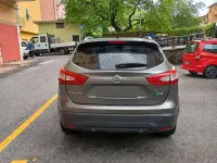 Usata Nissan Qashqai Tekna 131 CV (96 kW) 2014 Grigio SUV