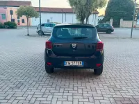 Usata Dacia Sandero 73 CV (53 kW) 2019 Bluazzurro Berlina