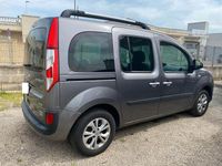 Usata Renault Kangoo 90 CV (66 kW) 2015 Grigio Monovolume
