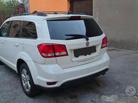 Usata Fiat Freemont 140 CV (102 kW) 2011 Bianco SUV