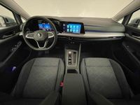 Usata VW Golf VIII Life 131 CV (96 kW) 2022 Argento metallizzato Station wagon