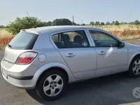 Usata Opel Astra 90 CV (66 kW) 2006 Giallo Berlina