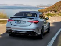 Nuova Mercedes C63S AMG Premium 680 CV (500 kW) 2026 Argento Berlina