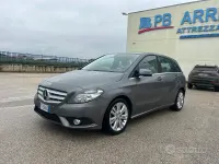 Occasion Mercedes B180 Premium 109 ch (80 kW) 2014 Gris Monospace