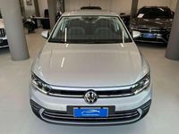 Usata VW Polo Style 110 CV (80 kW) 2023 Argento metallizzato Utilitaria