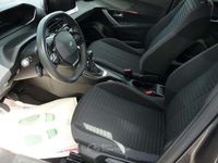 Usata Peugeot 2008 Active 110 CV (80 kW) 2021 Antracite(met.) SUV