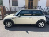 Usata Mini ONE 90 CV (66 kW) 2005 Bianco Utilitaria