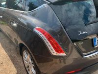 Usata Lancia Delta Platinum 120 CV (88 kW) 2012 Grigio Utilitaria