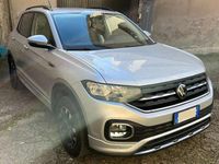 Usata VW T-Cross R-line 116 CV (85 kW) 2024 Grigio SUV