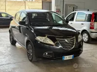 Usata Lancia Ypsilon 69 CV (50 kW) 2015 Nero Utilitaria