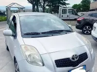 Usata Toyota Yaris 87 CV (63 kW) 2007 Grigio Utilitaria