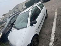 Usata Renault Twingo 58 CV (42 kW) 2001 Utilitaria
