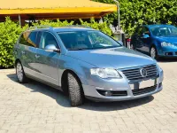 Usata VW Passat 140 CV (102 kW) 2009 Argento Station wagon