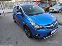 Usata Opel Karl Rocks 75 CV (55 kW) 2018 Blu Utilitaria
