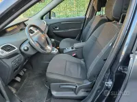 Usata Renault Scénic 110 CV (80 kW) 2010 Grigio Monovolume