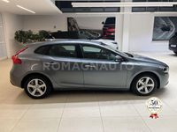 Usata Volvo V40 Business Edition 120 CV (88 kW) 2017 Grigio Utilitaria