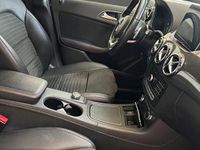 Usata Mercedes B180 Premium 109 CV (80 kW) 2018 Nero Monovolume
