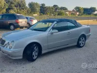 Usado Mercedes CLK230 Avantgarde 192 CV (141 kW) 2001 Gris Descapotable