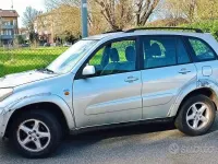 Usata Toyota RAV4 116 CV (85 kW) 2002 Grigio SUV