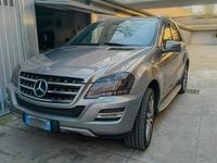 Usata Mercedes ML350 Edition 231 CV (169 kW) 2010 Grigio SUV