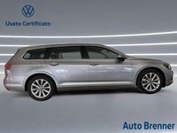 Usata VW Passat Business 150 CV (110 kW) 2023 Pyrit silver metallizzato Station wagon