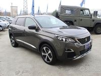 Usata Peugeot 5008 GT-line 132 CV (97 kW) 2019 Verde SUV