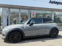 Usata Mini ONE 102 CV (75 kW) 2017 Grigio Utilitaria