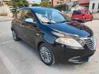 Usata Lancia Ypsilon Gold 95 CV (69 kW) 2012 Nero Utilitaria