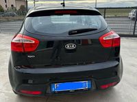 Usata Kia Rio EX 75 CV (55 kW) 2012 Nero Berlina