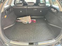 Usata Toyota Auris Touring Sports Lounge 99 CV (72 kW) 2014 Blu Station wagon