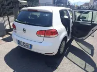 Usata VW Golf VI United 80 CV (58 kW) 2011 Bianco Utilitaria