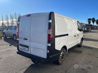 Usata Renault Trafic 125 CV (91 kW) 2018 Bianco pastello Monovolume