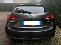 Usata Mazda 3 Exceed 105 CV (77 kW) 2017 Grigio Berlina