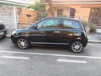 Usata Lancia Ypsilon 90 CV (66 kW) 2011 Nero Utilitaria