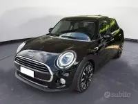Usata Mini Cooper D 116 CV (85 kW) 2019 Nero Utilitaria