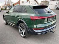 Usata Audi e-tron Business 225 kW (307 CV) 2021 Verde SUV