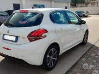 Usata Peugeot 208 Allure 110 CV (80 kW) 2017 Bianco Utilitaria