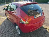 Usata Lancia Ypsilon Platinum 69 CV (50 kW) 2017 Rosso Utilitaria