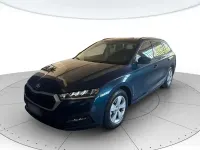 Usata Skoda Octavia Executive 150 CV (110 kW) 2022 Blu Station wagon