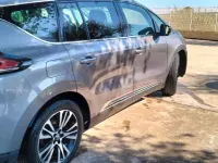 Usata Renault Espace 160 CV (117 kW) 2018 Grigio Monovolume