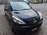 Usata Peugeot 206 60 CV (44 kW) 2011 Nero Berlina